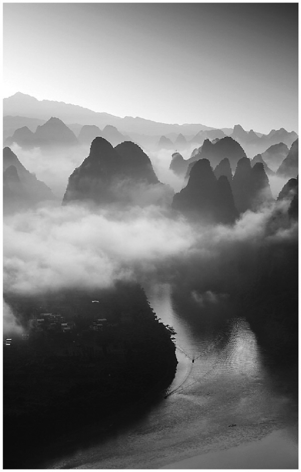 诗画漓江：桂林山水的“文人朋友圈”