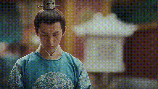 以为改名就能红，结果却被现实打脸，这6位多次改名的明星好心酸