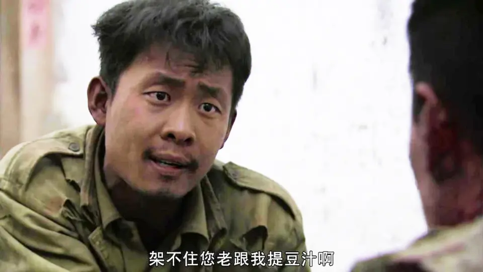 评分超《亮剑》，播出16年演员现状迥异：多人无戏拍，有人赚5亿