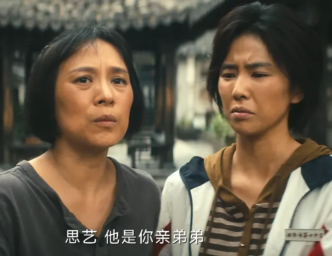 白鹿把夏凤华毁了，导演把白鹿毁了