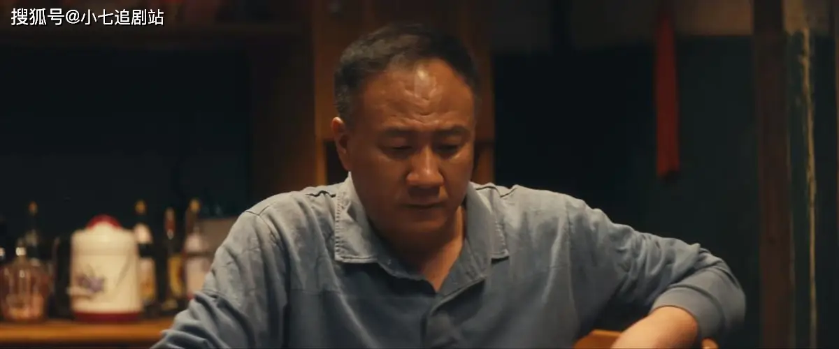 《北上》要不是谢老大卖船得12万分文不要，夏凤华永远不知，谢老大让水上超市亏本做生意，夏茂田还是答应让他入股
