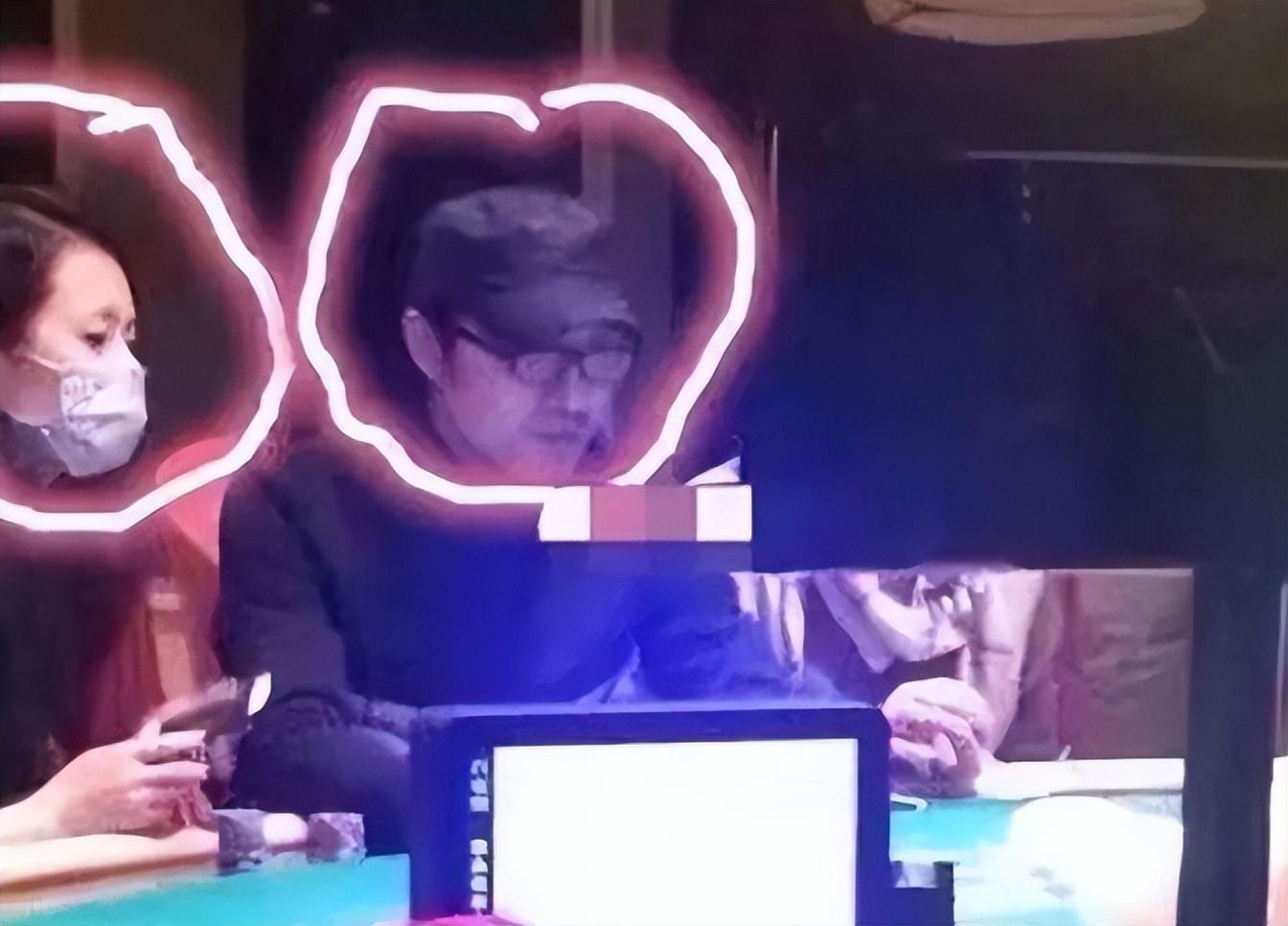 大量明星赌博照曝光！都是熟人，有人事业尽毁，其中不乏一线大牌