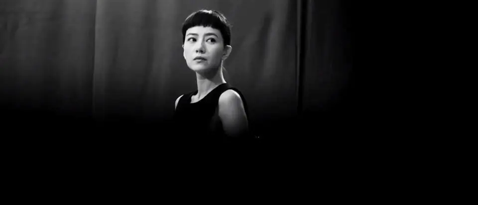 7年没过审，富二代导演一通“虎”操作，港片又要有新天花板了？