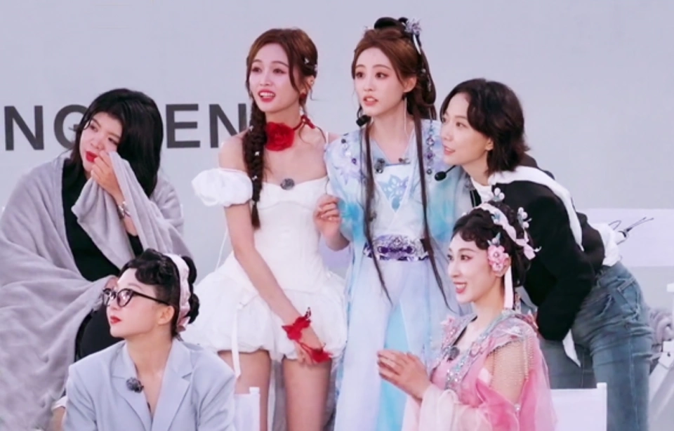 《浪姐6》初舞台评级出炉！前5实至名归，4人成黑马，5大vocal集体低迷