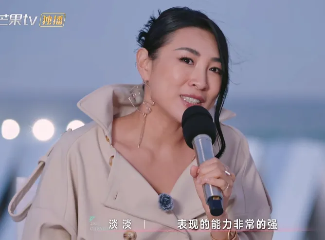 《浪姐6》初舞台：4个惊艳，3个拉胯，还有3个明着开挂
