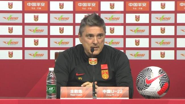 U22国足主帅安东尼奥谈蒯纪闻 未来可期